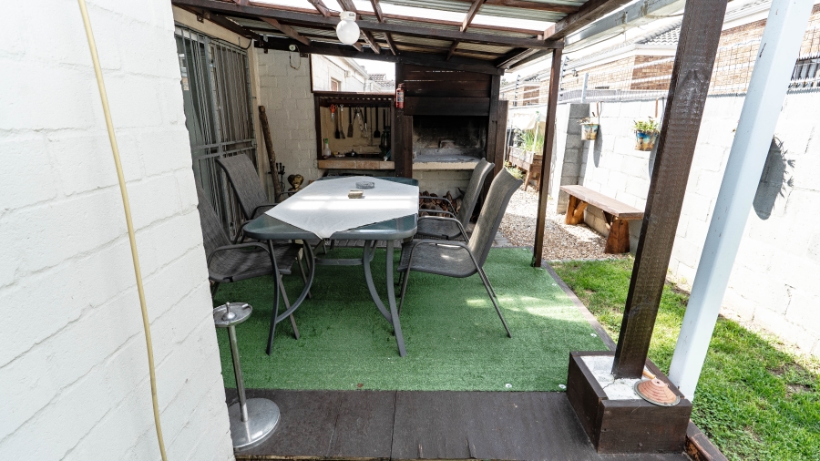 3 Bedroom Property for Sale in Turtle Creek Western Cape